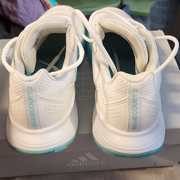 Adidas Gamecourt 2 size 8 euc - Picture 6 of 9